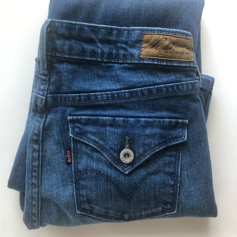 Levi’s Slight Curve Classic Bootcut Jeans Size 28